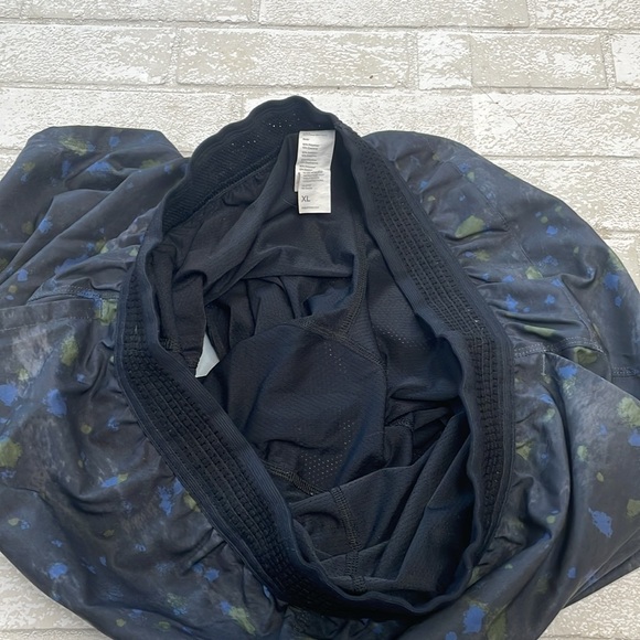 Fabletics fundamental speckled shorts - Picture 11 of 11